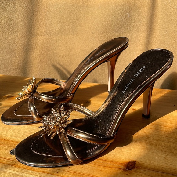 NINE WEST gold color, party shoes - Picture 3 of 9